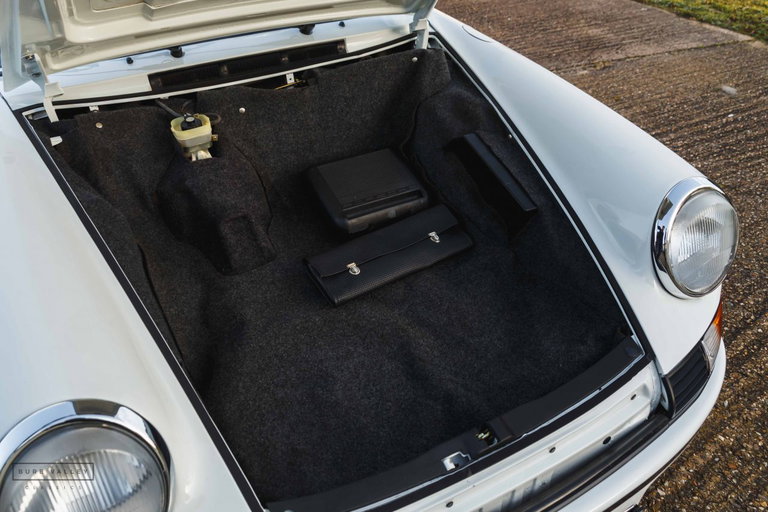 Porsche 911 Backdate