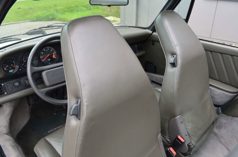 Porsche 911 Carrera 3.2