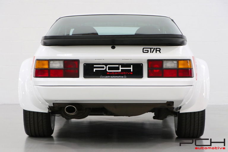 Porsche 924