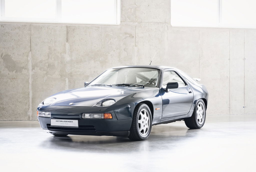 Porsche 928 GT