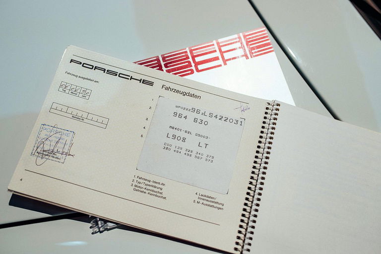 Porsche 964 Carrera 4