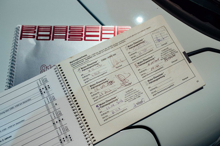 Porsche 964 Carrera 4