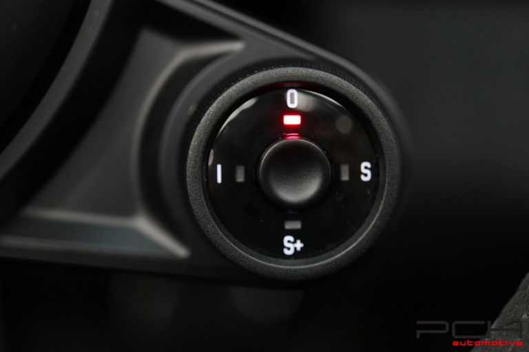 Porsche 991.2 Carrera 4 GTS