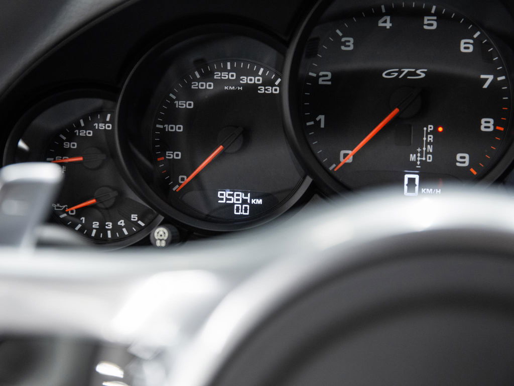 Porsche 991 Carrera GTS