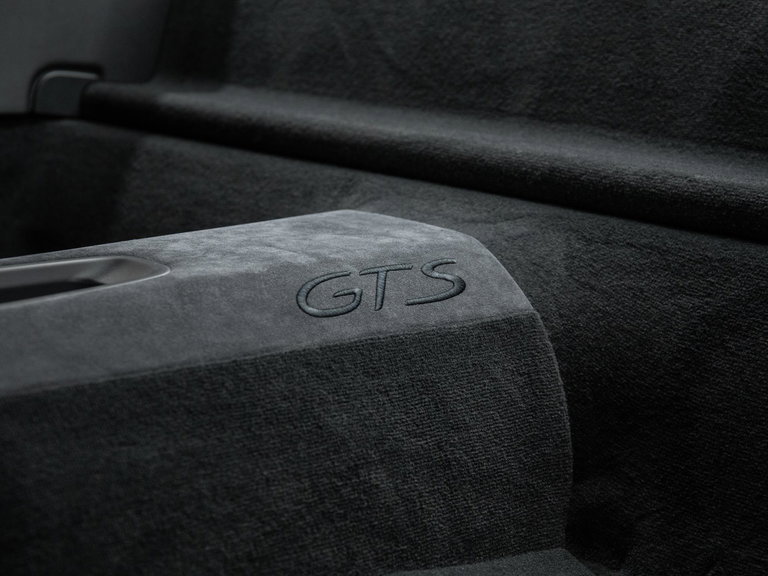 Porsche 991 Carrera GTS