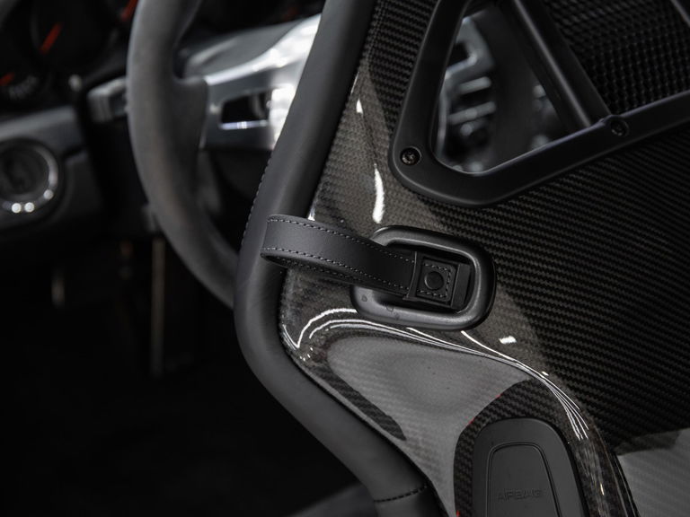 Porsche 991 Carrera GTS