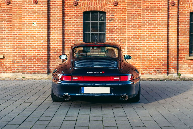 Porsche 993 Carrera 4S