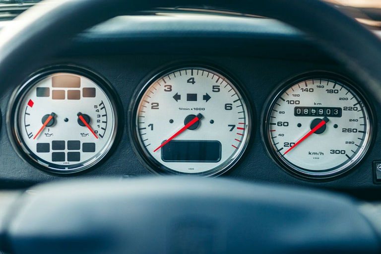 Porsche 993 Carrera 4S