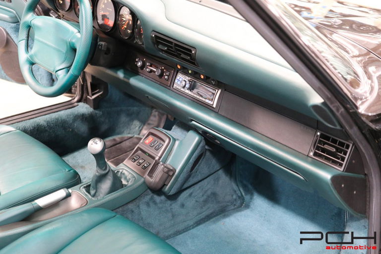 Porsche 993 Carrera 4S