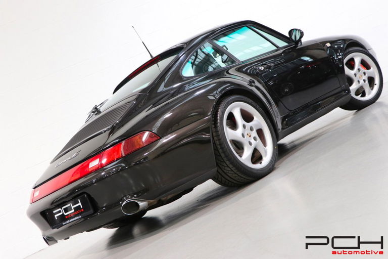 Porsche 993 Carrera 4S
