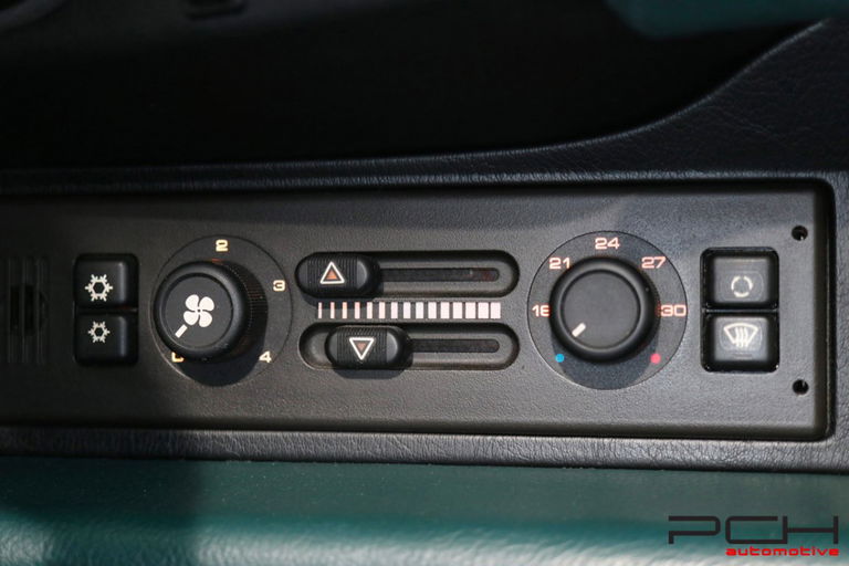 Porsche 993 Carrera 4S