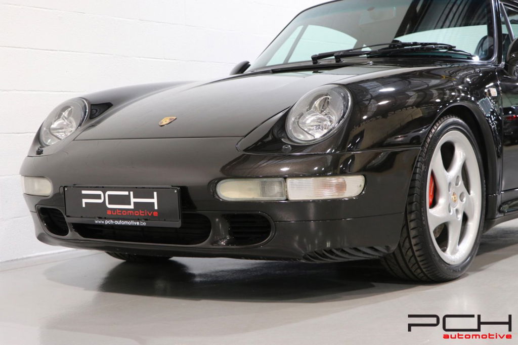 Porsche 993 Carrera 4S
