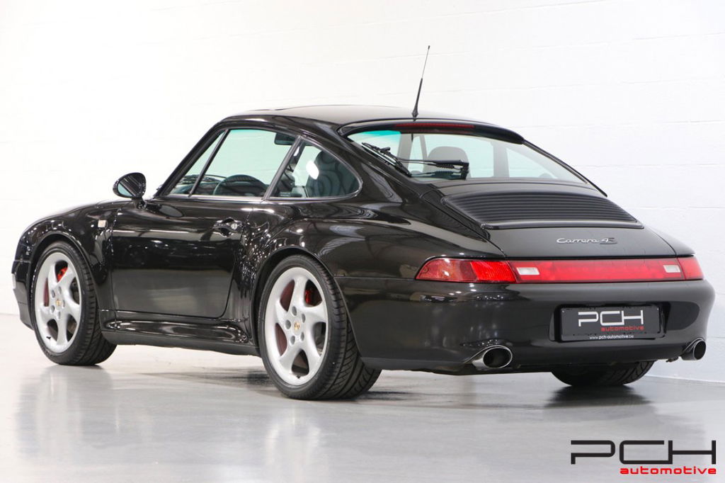 Porsche 993 Carrera 4S