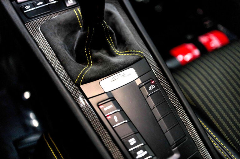 Porsche 981 Cayman GT4