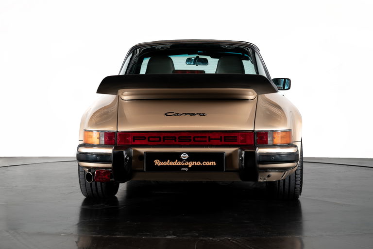 Porsche 911 Carrera 3.2 (US)