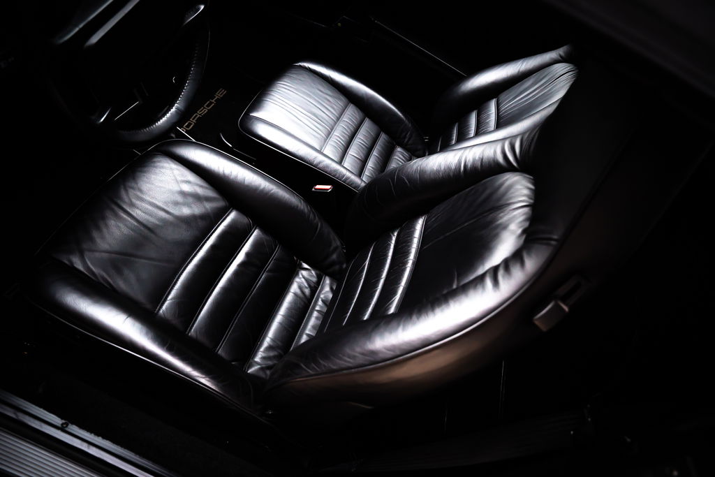 Porsche 911 Carrera 3.2 Speedster