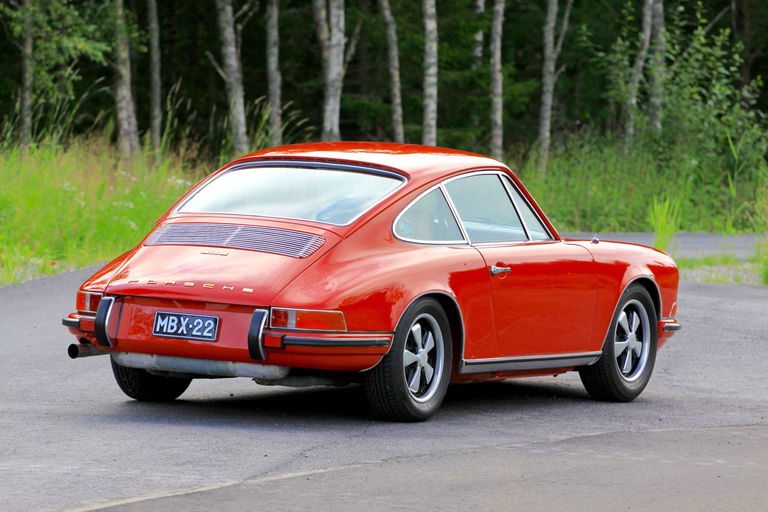 Porsche 911 S (F-Modell)