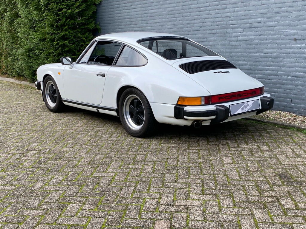 Porsche 911 SC
