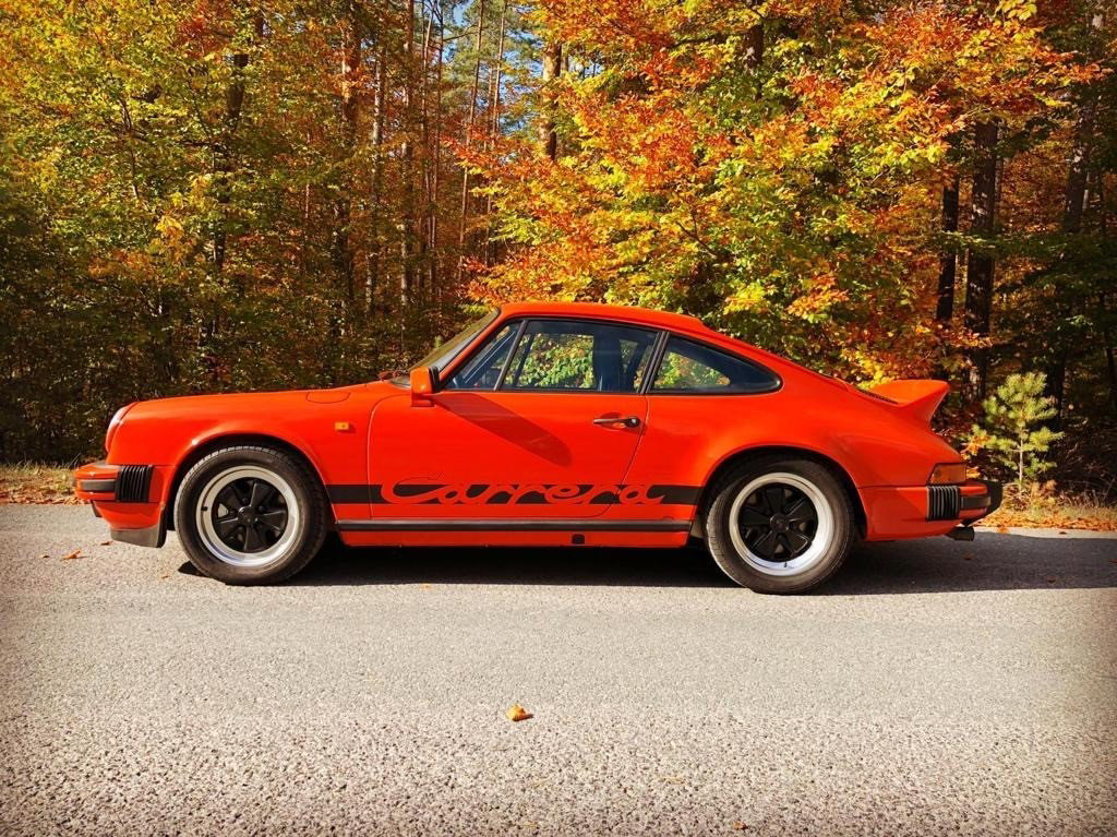 Porsche 911 Carrera 3.2 1984 - elferspot.com - Marketplace for