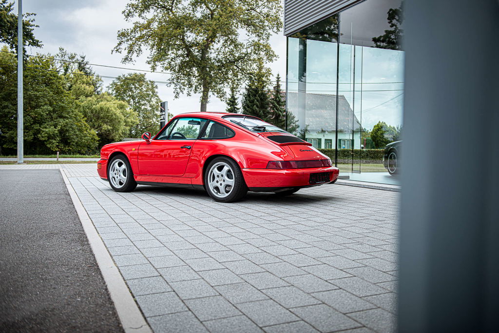 Porsche 964 Carrera 4