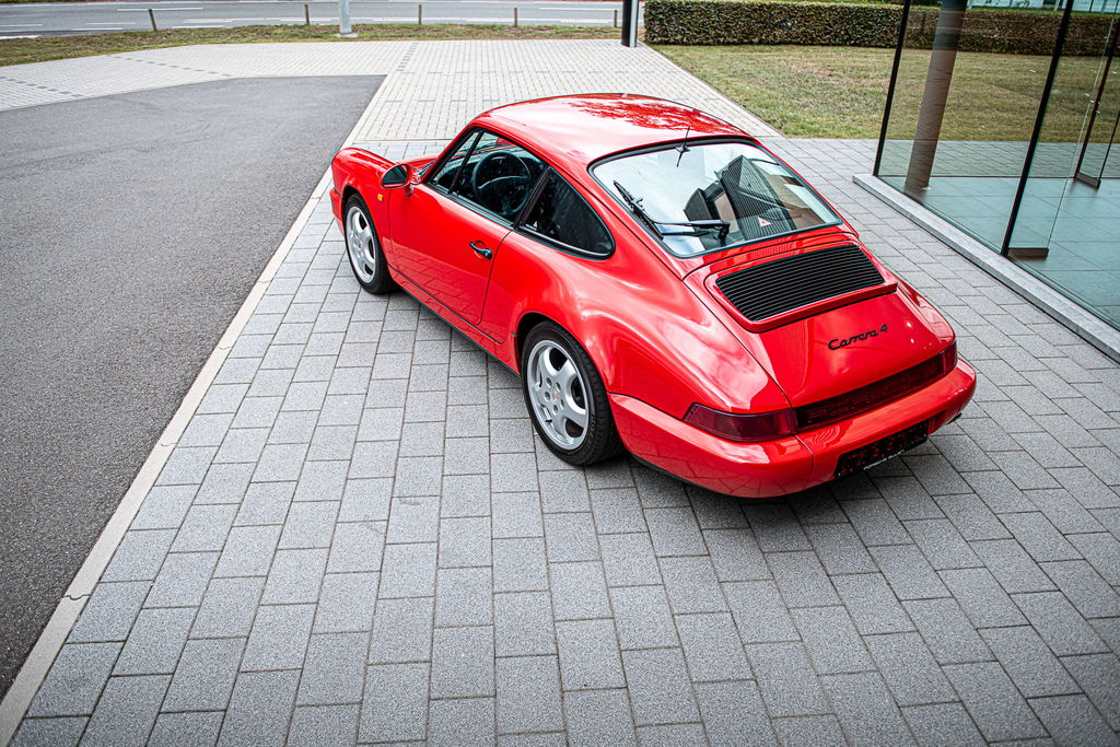 Porsche 964 Carrera 4