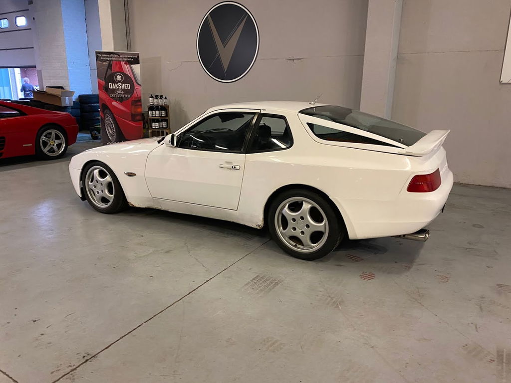 Porsche 944 Coupé