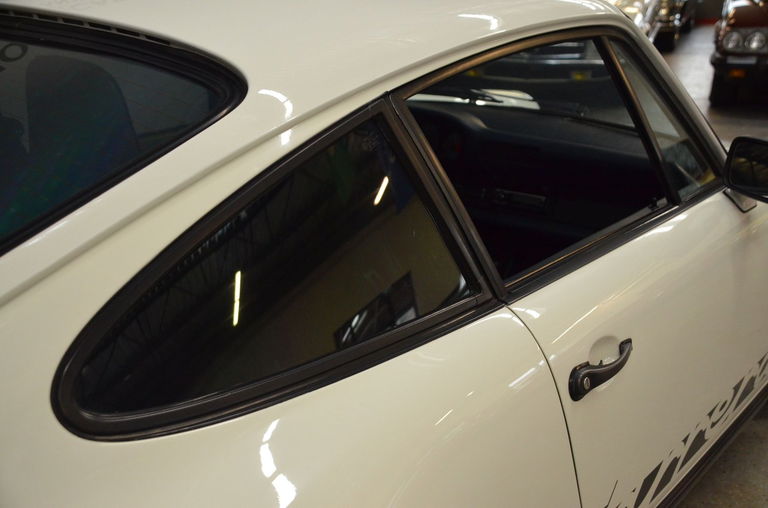 Porsche 911 Carrera 3.2 (US)