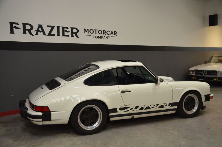 Porsche 911 Carrera 3.2 (US)