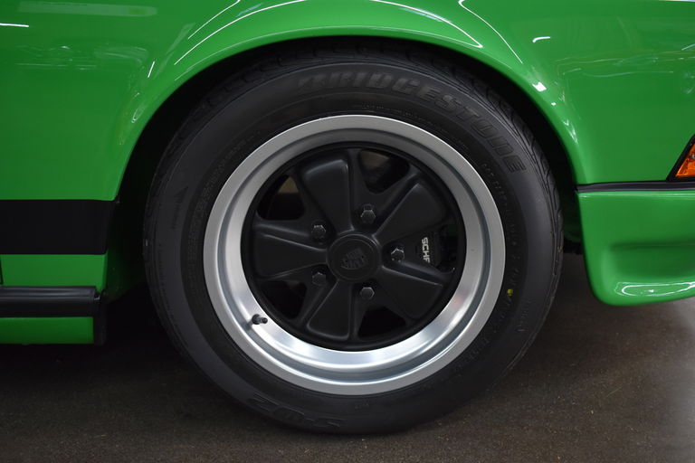 Porsche 911 Backdate