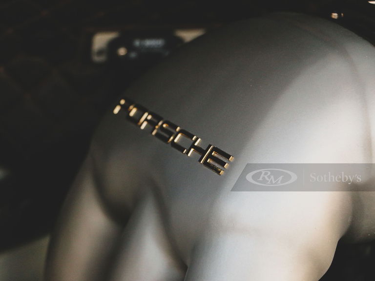 Porsche 911 Reimagined by Singer