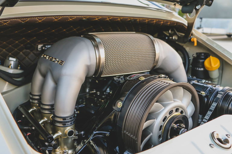 Porsche 911 Reimagined by Singer