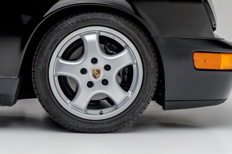 Porsche 964 Carrera 4