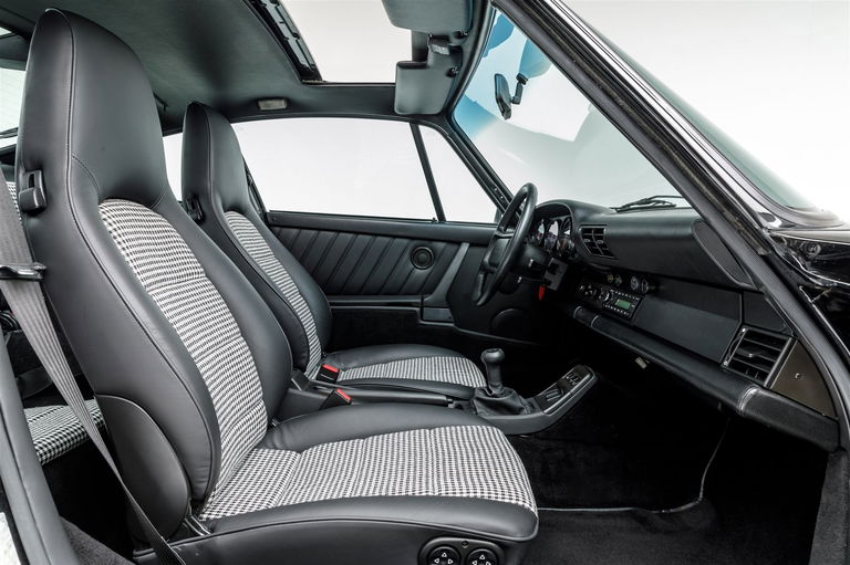 Porsche 964 Carrera 4