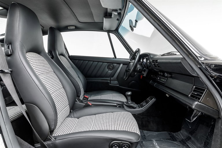 Porsche 964 Carrera 4