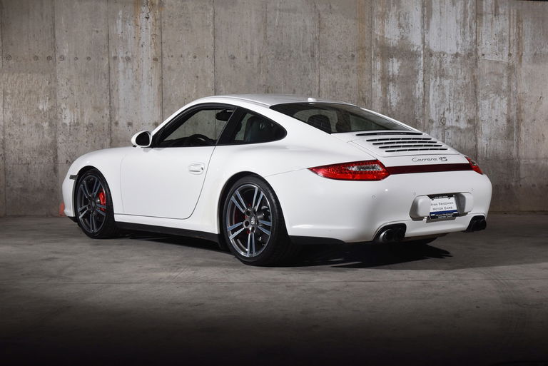 Porsche 997.2 Carrera 4S