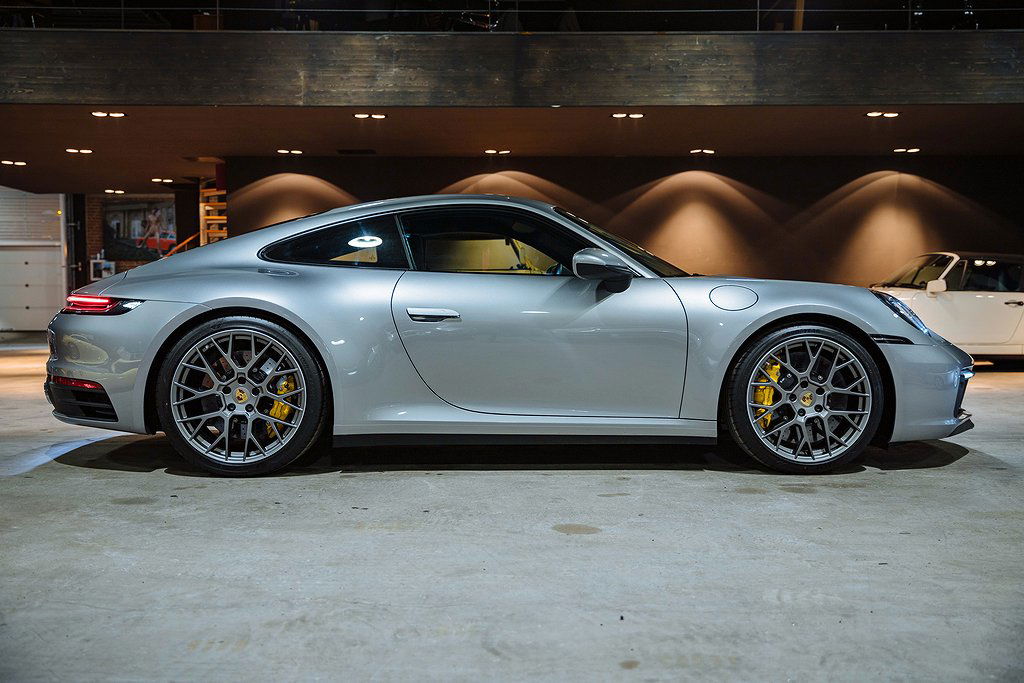 Porsche 992 Carrera S