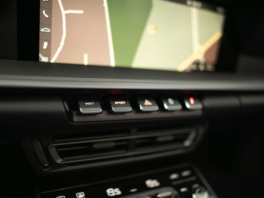 Porsche 992 Carrera 4S