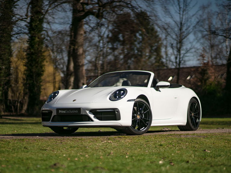 Porsche 992 Carrera 4S