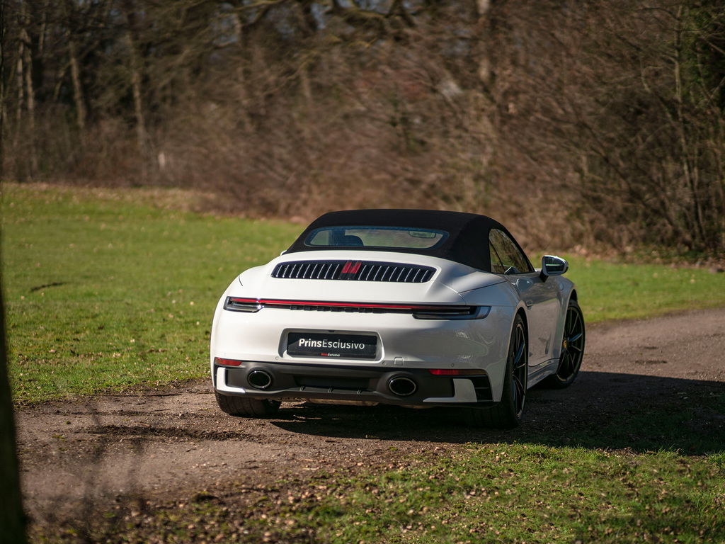 Porsche 992 Carrera 4S