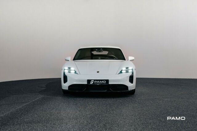 Porsche Taycan Turbo S