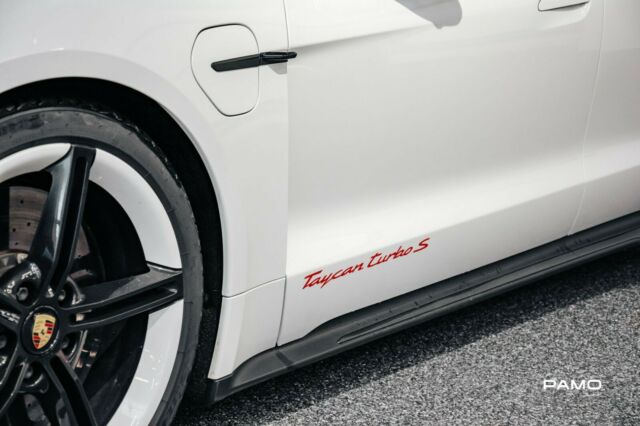 Porsche Taycan Turbo S