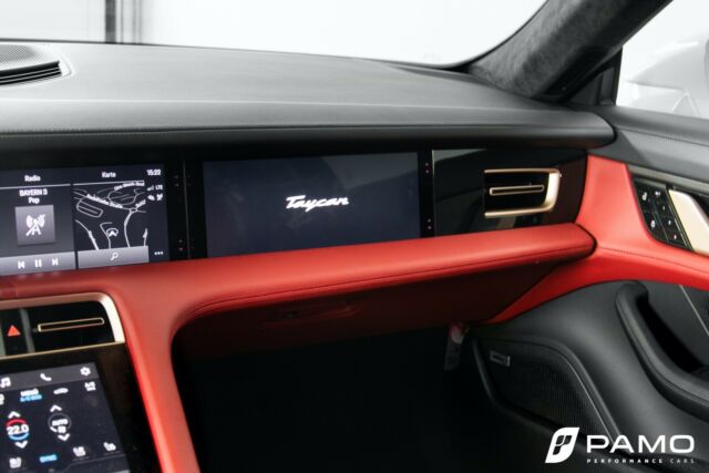 Porsche Taycan Turbo S