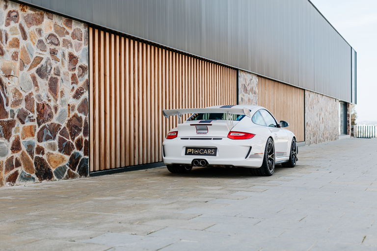 Porsche 997 GT3 RS 4.0