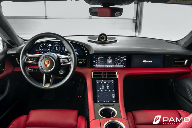 Porsche Taycan Turbo S