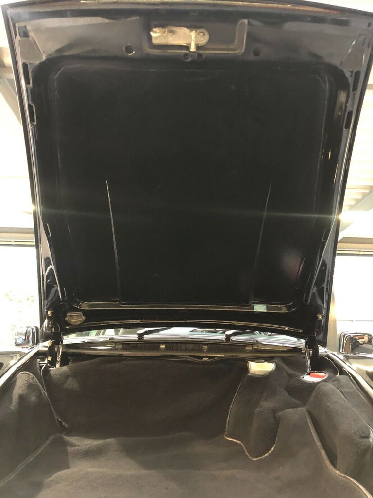 Porsche 911 Turbo 3.3 (US)