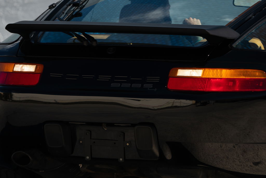 Porsche 928 S4