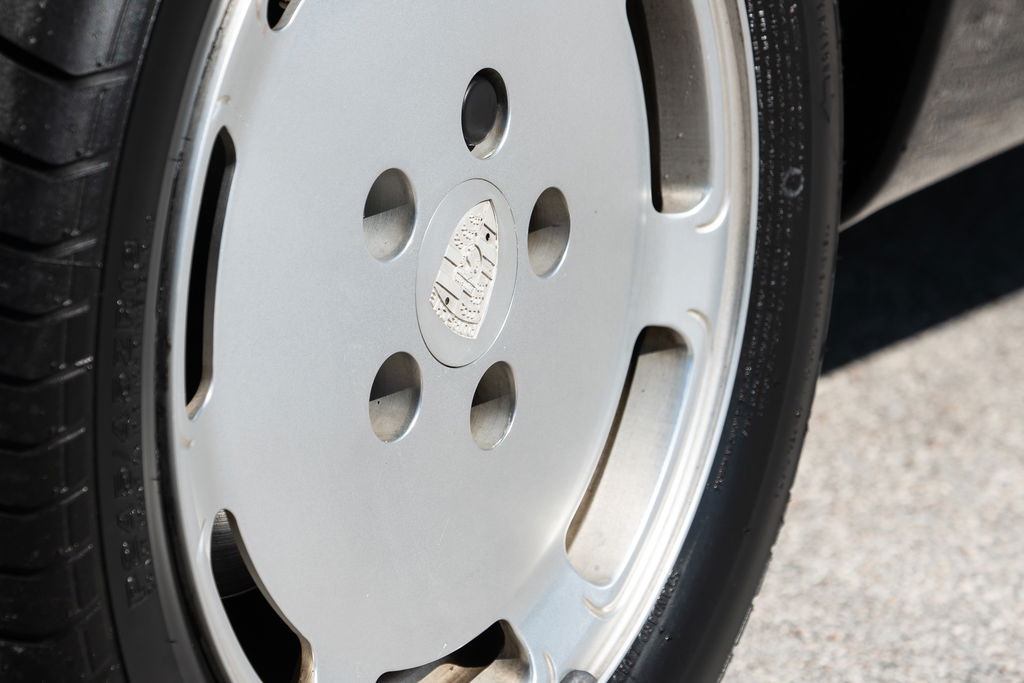 Porsche 928 S4