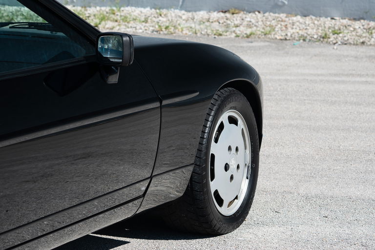 Porsche 928 S4