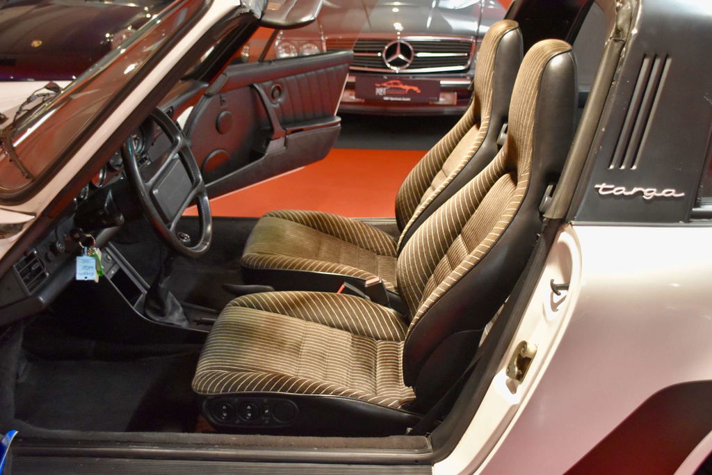 Porsche 911 Carrera 3.2 (KAT)