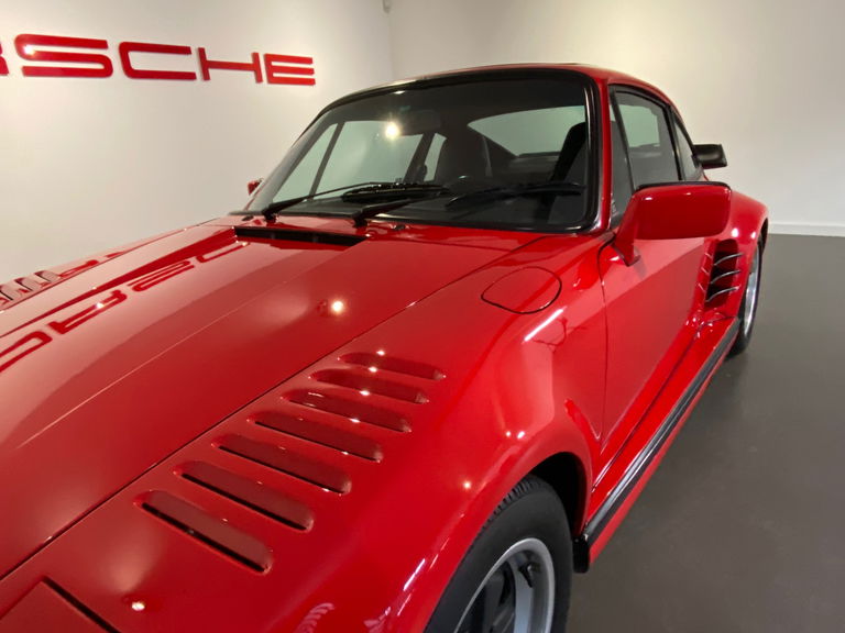 Porsche 911 Turbo Flachbau